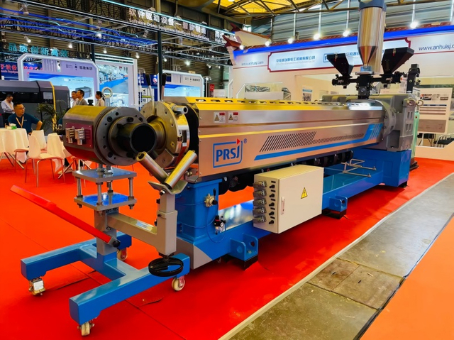 SJN-150×25电缆护套挤出生产线